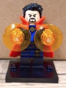 LEGO figurka Marvel Dr. Strange z dodatkami