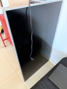 Telewizor Panasonic TX-L42E6E 42” uszkodzony