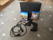 PS4 Pro + dwa pady + GTA V i Far Cry 5