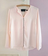 Jasnoróżowa koszula z długim rękawem luźna odkryte plecy długi tył 