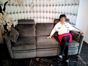 Kanapa welurowa z elektryczną funkcją relaks