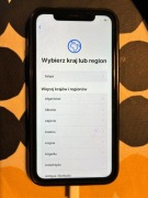 iPhone 11 128GB czarny z etui