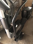 Orbitrek eliptical MBH M8809EL komercyjny trenażer eliptyczny