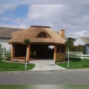 Altany zTrzciny Domki Dachy Kryte Trzciną Strzechą