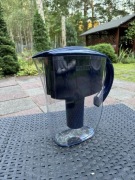 Dzbanek Brita granatowy