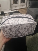 Mała kosmetyczka w króliki