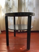 Stolik okrągły z półeczką