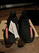 Yeezy Boost 350 V2 Core Black Red Stripe | Rozmiar 43 1/3 | NOWE