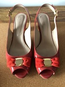 Sandały skórzane kolor koralowy