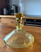 Karafka ze szkła fasetowanego lata 60