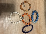 Bransoletki z kamieni