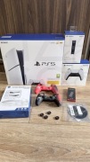 Sony PlayStation 5 Slim 1TB z napędem CFI-2116 Gwarancja+ Pad + Ładowarka