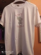 Koszulka malowana farbami do tkanin M Dont touchMe