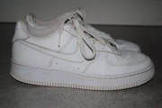 Skórzane sneakersy buty sportowe Nike Air Force 1 roz 37,5