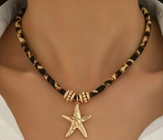 Nowy naszyjnik w stylu Boho panterka ze złotą rozgwiazdą