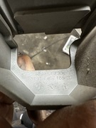 17 11-7 807 186-02 bmw uchwyt dolny chłodnicy bmw 1 prawy