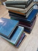 Klasery albumy 25 szt ze znaczkami pocztowymi 