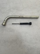 VW Klucz do kół 19 śrubokręt Volkswagen T5T6 caravelle multivan transporter