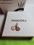 Piękny charms-zawieszka  Pandora 