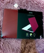 Nowe etui Artwizz Rubber Clip czerwone MacBook Pro 13