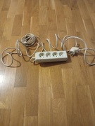 Przedłużacz cztery gniazda