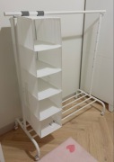 IKEA Wieszak RIGGA na ubrania i Szafka RASSLA z 5 przegrodami, bialy
