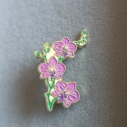 Piękna nowa złota przypinka igłowa kwiat , storczyk, orchidea