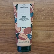 THE BODY SHOP balsam do ciała -  Shea 200ml