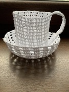 Ręcznie robiony kubek na szydełku 