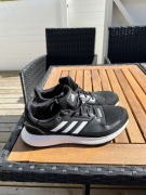 Buty Męskie Adidas Runfalcon 2.0 FY5943 - Rozmiar 42, w Dobrym Stanie!