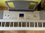 Pianino Elektryczne - Yamaha Portable Grand DGX-640