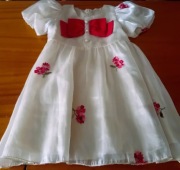 piękna wizytowa sukienka rozmiar 110cm