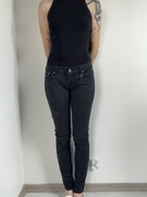 Ciemne rurki jeansowe rozm. M Reals