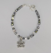 Bransoletka handmade z połyskujących koralików