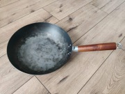 Wok ze stali węglowej z płaskim dnem 30 cm indukcja