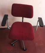 Stary fotel obrotowy biurowy PRL