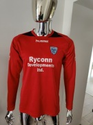 Koszulka sportowa firmy Hummel 