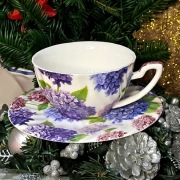 Carmani duża filiżanka 200ml i spodek z porcelany wzór bzy