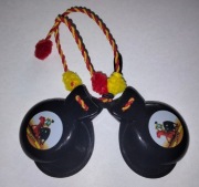 Zestaw hiszpańskich kastanietów - pamiątka turystyczna z Hiszpanii. 