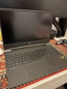HP Victus 15 RTX 3050 6 GB/RYZEN 5/16 GB 5600 MHz