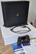 PlayStation 4 PRO / CUH-7216B / idealny stan / pad