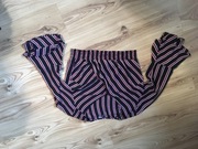 Krótka bluzka, modna