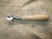 Otwieracz do konserw lata 20-e XXw 