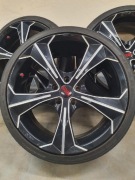 Alum felgi 19  z czujnikani toyoty