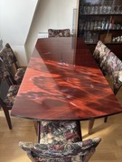 Meble z salonu w stylu starodawnym