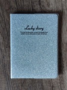 Notes pamiętnik z inspirującym cytatem lucky diary srebrny brokat w linię