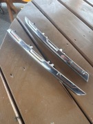 Chromy zderzaka trafic III lift IV 623846007R