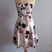 Sukienka nowa firmy duńskiej byounq raz.XS