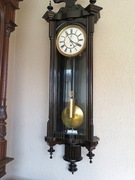 Stary zegar linkowy z miesięczną rezerwą chodu.