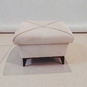 Pufa schowek 50x40x40 nowa 